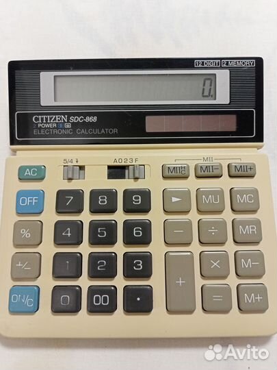 Калькулятор и напольные весы