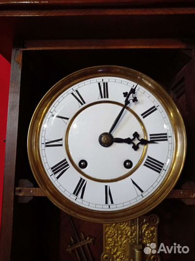 Часы настенные 