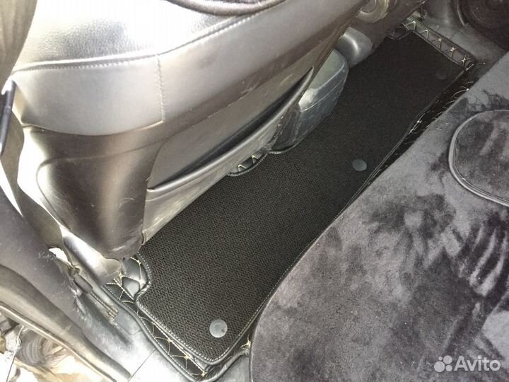 Автоковрики из эко-кожи на honda CRV