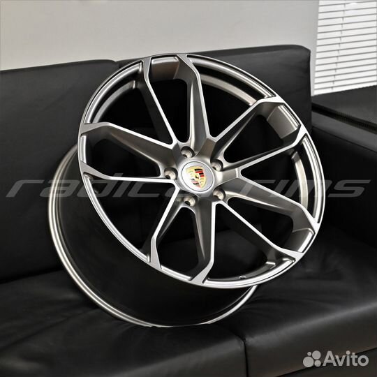 Porsche Cayenne Coupe 22x10+22x11.5 5x130 Replica