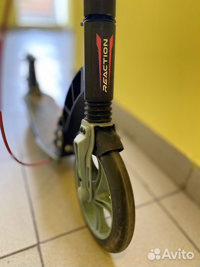Самокат взрослый бу до 100 кг Reaction 230