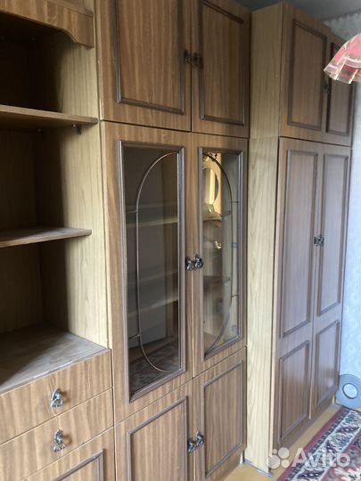 Шкаф распашной