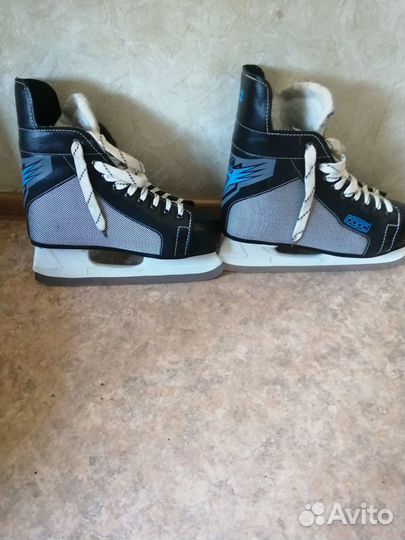 Коньки хоккейные 46 размер
