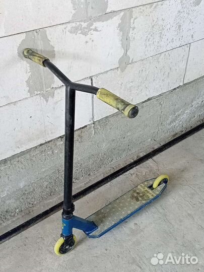 Трюковой самокат