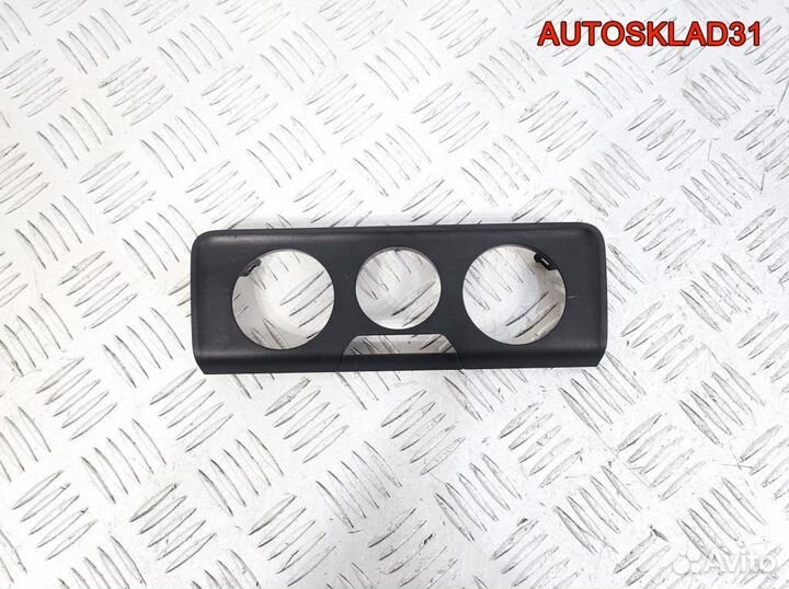 Накладка декоративная Skoda Fabia 6V0819075