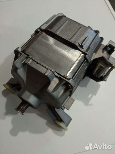 Двигататель стиральной машины Бош