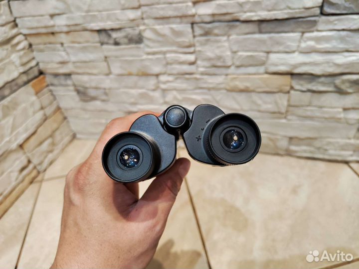 Бинокль туристический