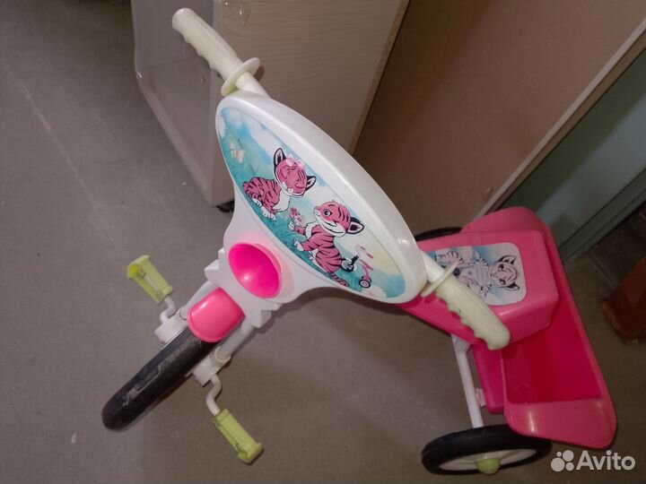 Велосипед трехколесный для малышей