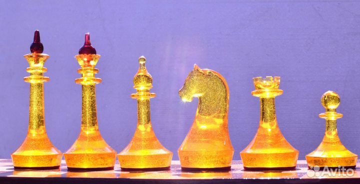 Шахматы СССР янтарный цвет