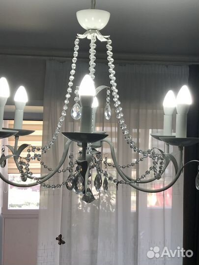 Люстра потолочная новая