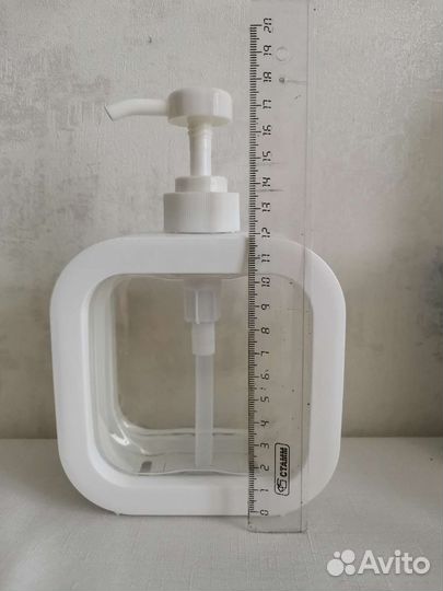 Дозатор для жидкого мыла