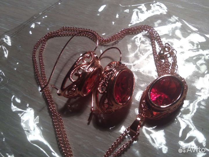 Серьги + кулон с цепью