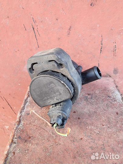 Насос водяной (помпа) Mercedes-Benz E-Class W211