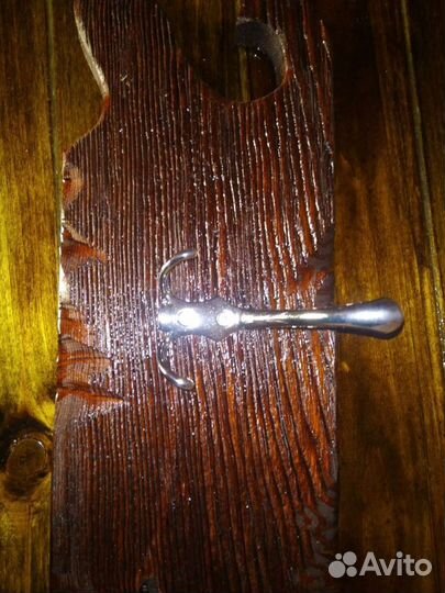 Вешалка из массива дерева