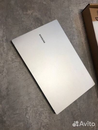 Ноутбук samsung galaxy book 750XDA-KD7IT