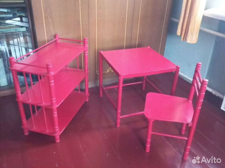 Мебельный гарнитур детский. Дерево. Польша