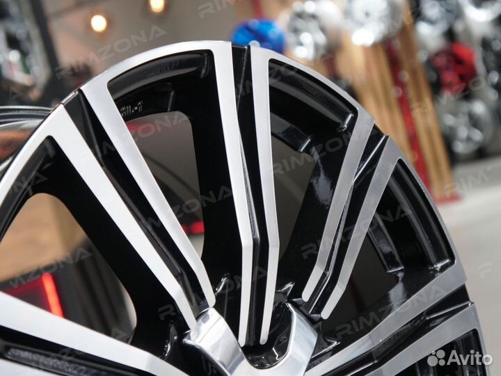 Литые диски LX R20 на Toyota. Арт3160