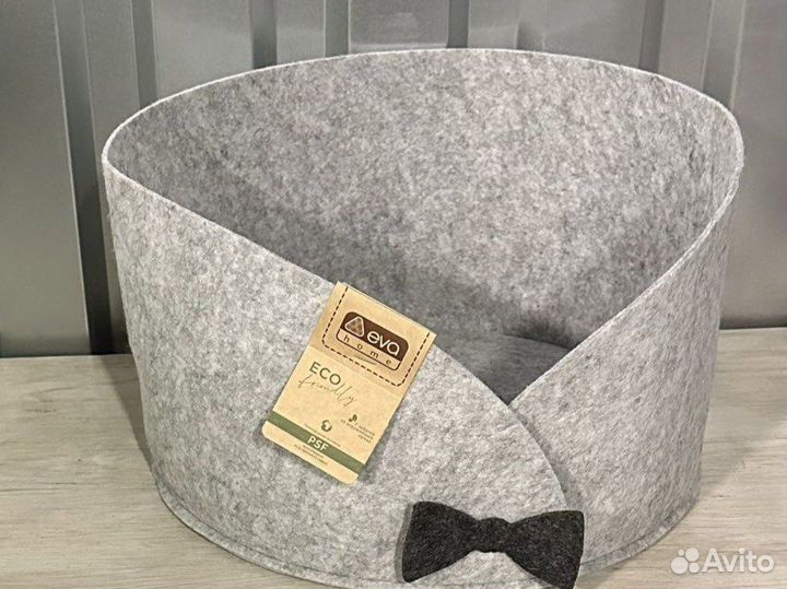 Лежанка для кошек и собак новая