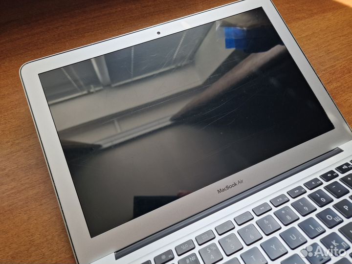 Apple MacBook Air Early 2014