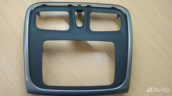 Штатная магнитола на renault sandero stepway