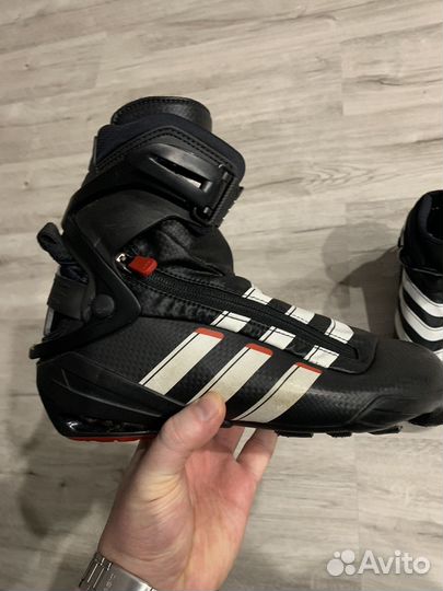Лыжные ботинки adidas pilot sns