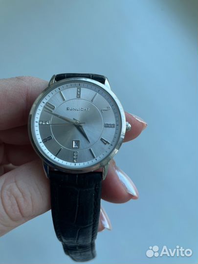 Часы наручные женские