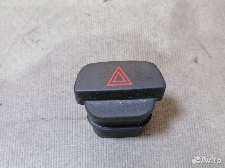 Кнопка авар. сигнализации Ford Focus II 2005-2008