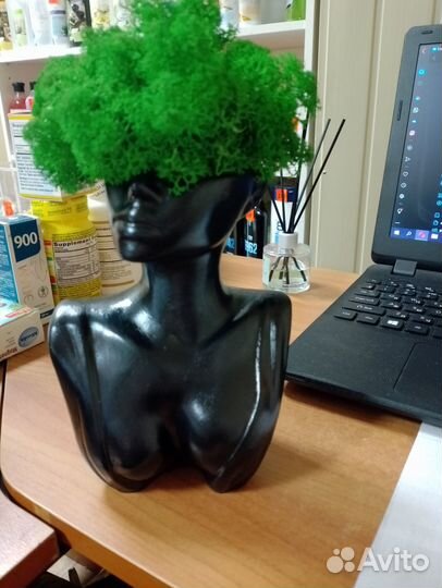 Продаются статуэтки,свечи ручной работы