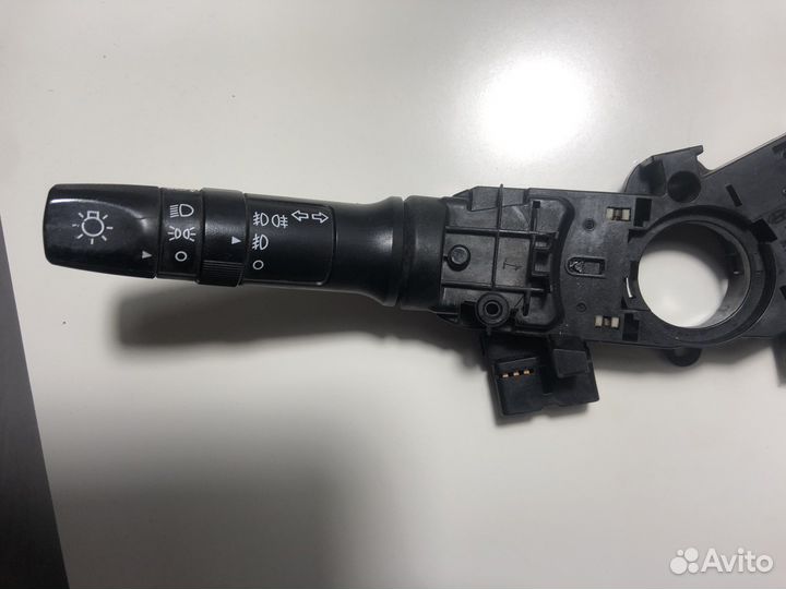 Блок подрулевых переключателей KIA ceed 1 ed