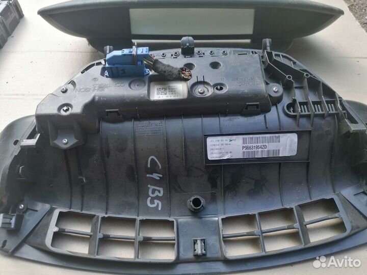 Дисплей на торпедо Citroen C4 I