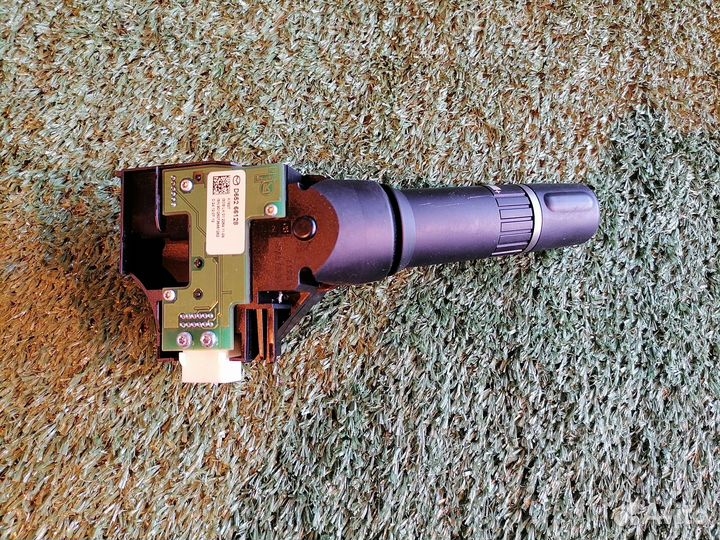 Переключатель подрулевой (дворников) D652-66-128 M