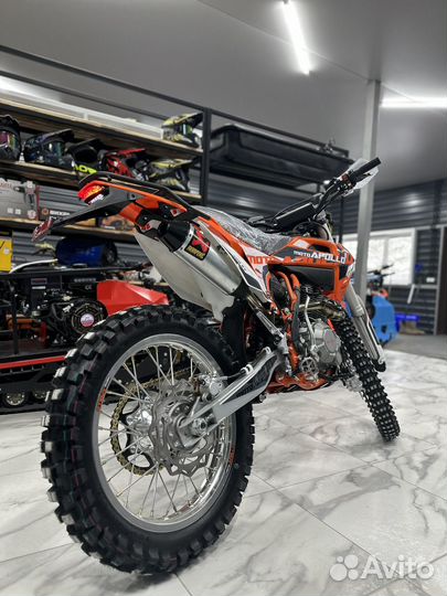 Мотоцикл Motoland Moto Apollo M3 300 (175FMN)