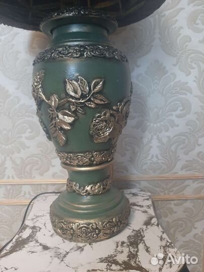 Лампа настольная