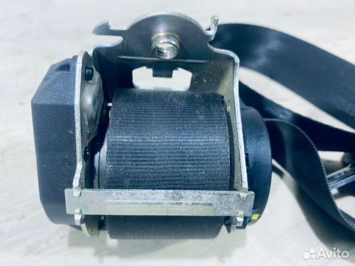 Ремень безопасности передний правый LADA Largus