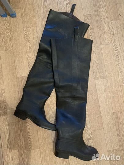 Болотные сапоги