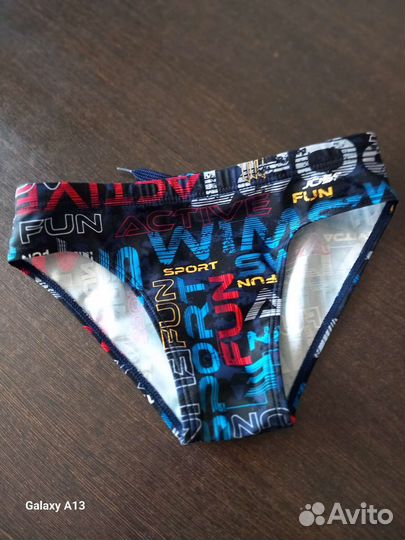 Плавки купальные на мальчика 5-6 лет