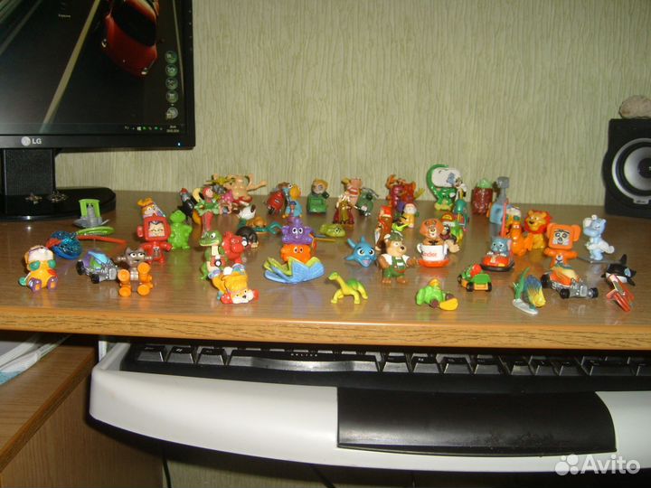 Игрушки из Киндер-сюрприза