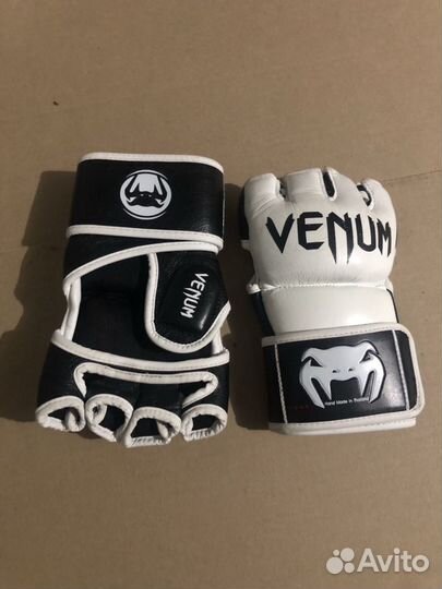 Перчатки для единоборств Venum MMA. Размер L, черн