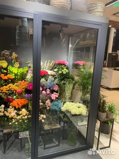 Цветочная холодильная камера
