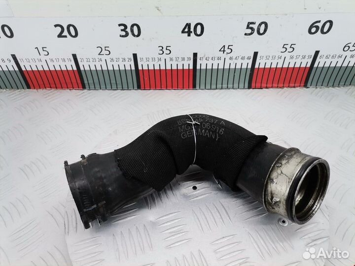 Патрубок интеркулера Audi A4 B6 2004 8E0145737P