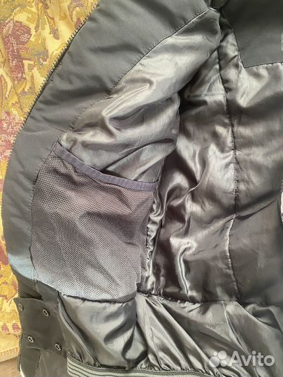 Горнолыжная куртка женская