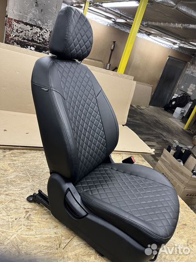 Чехлы под кожу сидений салона Киа Серато 3