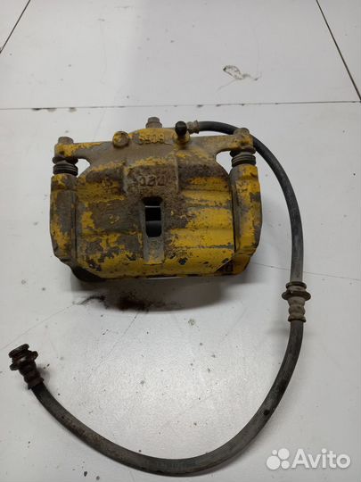 Nissan Qashqai (J10) I суппорт тормозной передний