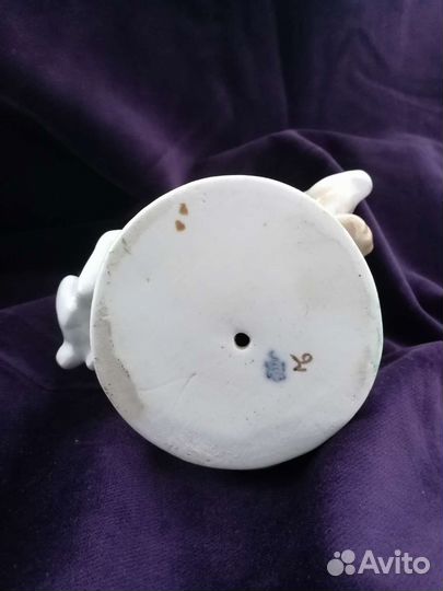 Статуэтка Лев и заяц (