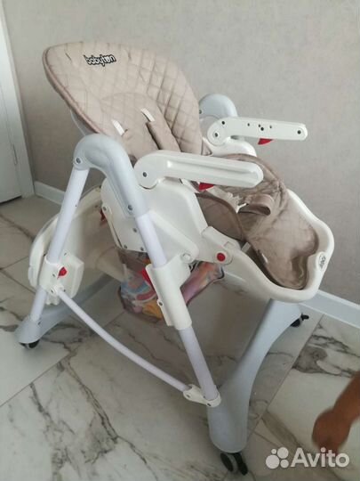 Стульчик для кормления babyton