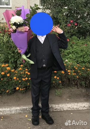 Школьный костюм