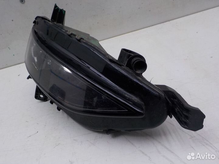 Птф правая Volkswagen Jetta 2018