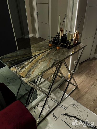 Дизайнерские консоли для дома под заказ