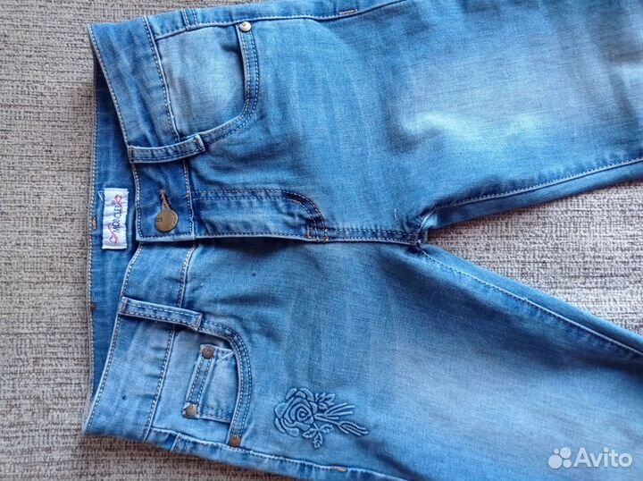 Джинсовые вещи пакетом для девочки рост 134