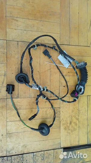 Проводка (коса) двери задняя правая Skoda Fabia 2